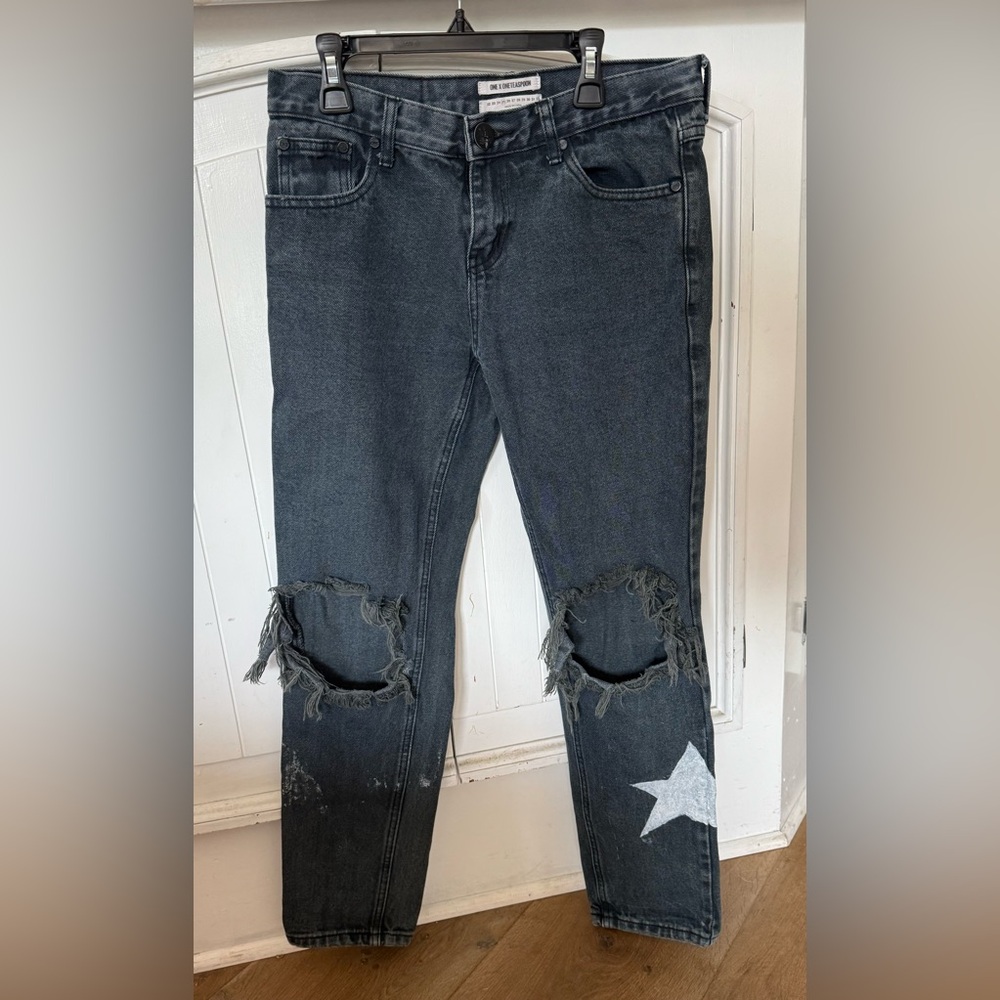 Distressed Black Jeans with Star Patch